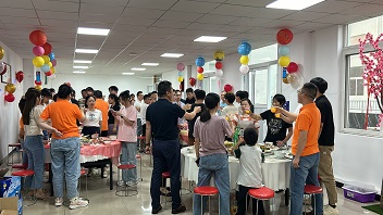 茄子网站在线观看24年中秋團圓 茄子网站在线观看24年中秋團圓